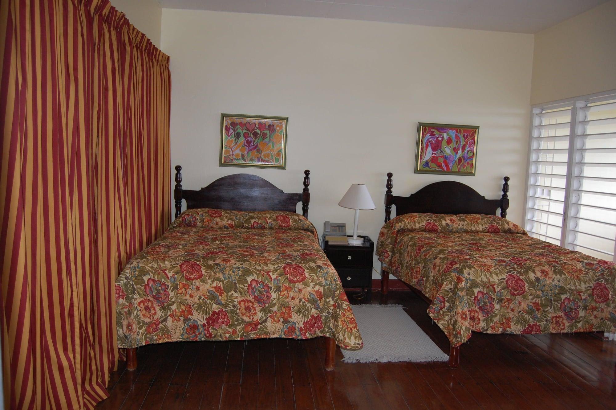 Inn At Shaw Park Gardens & Waterfalls Ocho Rios Bagian luar foto